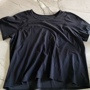 Lululemon black shirt